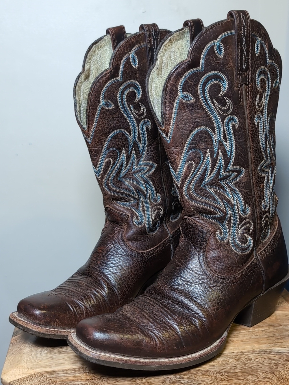 Ariat Legend Western Cowgirl Boots